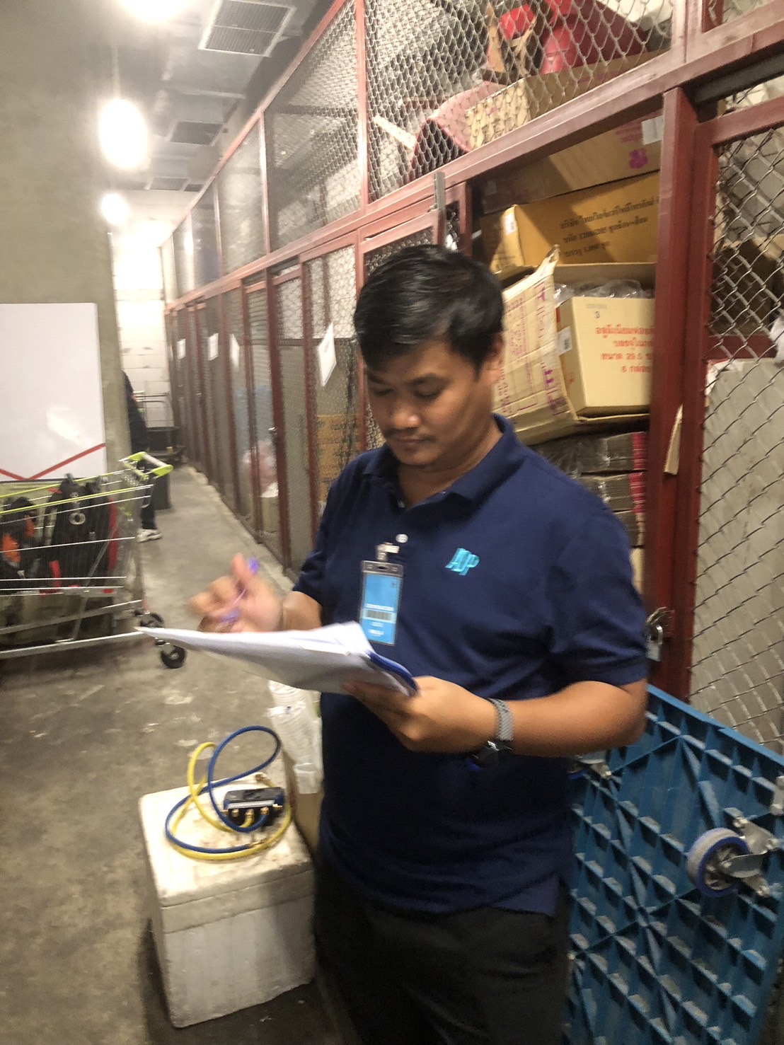 ภาพผลงานเต็มหน้าจอ: งาน PM - ตู้แช่ Stock (Chiller)