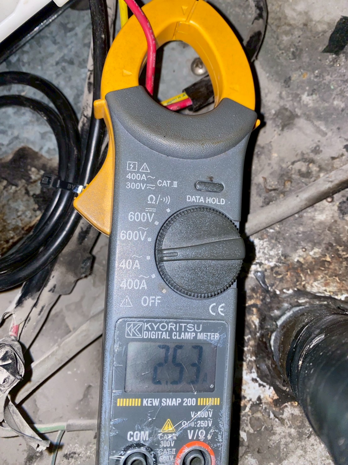 ภาพผลงานเต็มหน้าจอ: เปลี่ยนคอมเพรสเซอร์ตู้แช่ Chiller